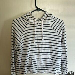 O’Neill kids striped hoodie size S!